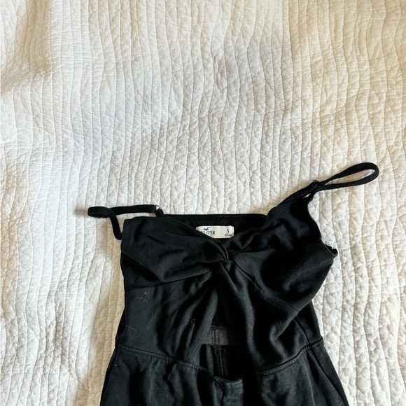 Jumper with cute top cut out - Picture 3 of 3